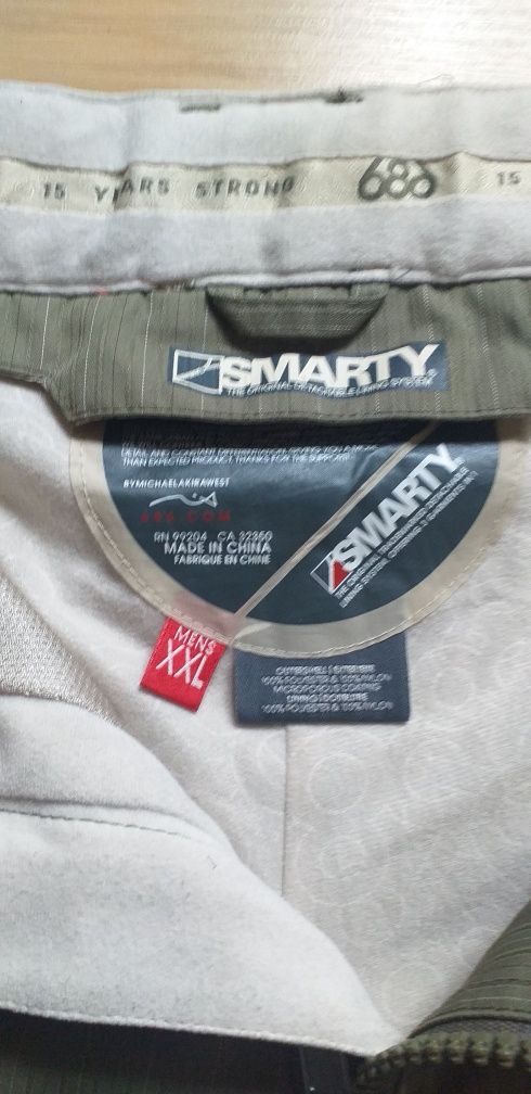 Sprzedam spodnie snowboardowe 686 smarty xxl
