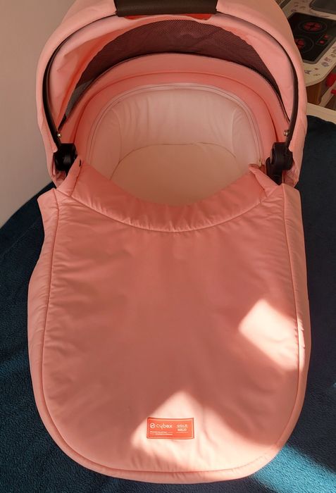cybex GOLD Przystawka do wózka dziecięcego Melio Candy Pink.