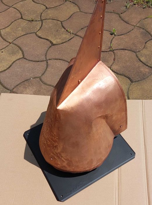 Samonastawna nasada kominowa strażak.