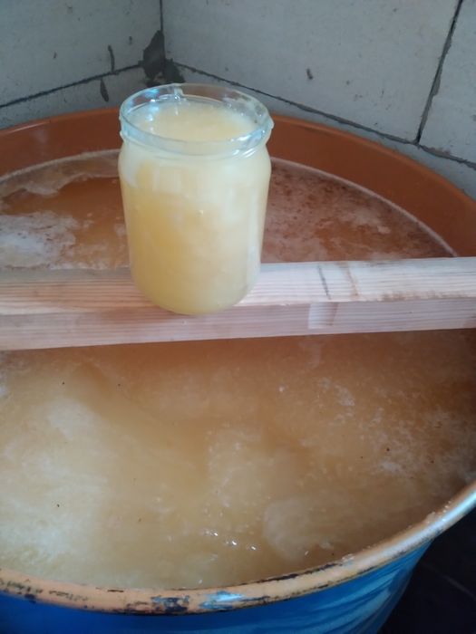 Продам мед акацієвий, гречаний, липовий з власної пасіки.