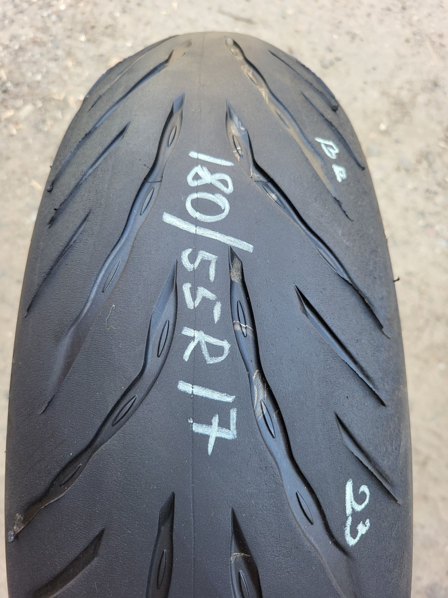 Bridgestone 180/55R17 (2023) мотошина,мотопокришка