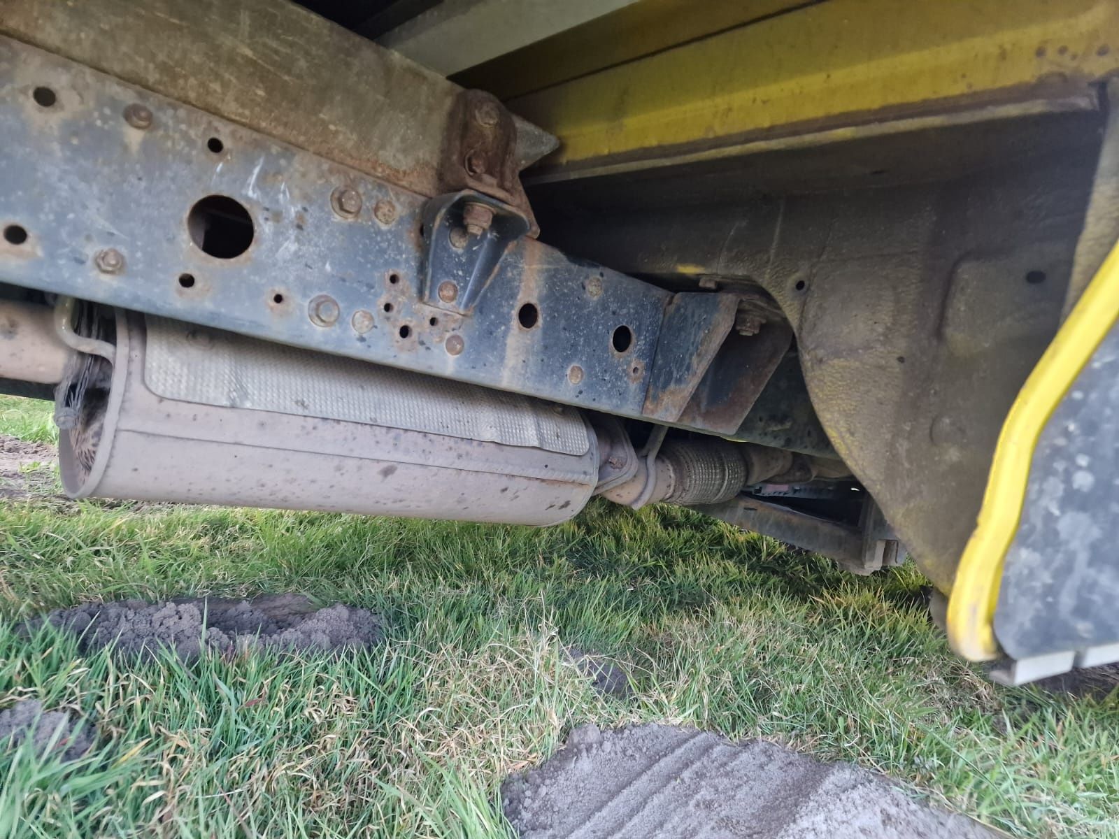 Iveco daily winda kontener 2.3 euro 6 niski przebieg Anglik
