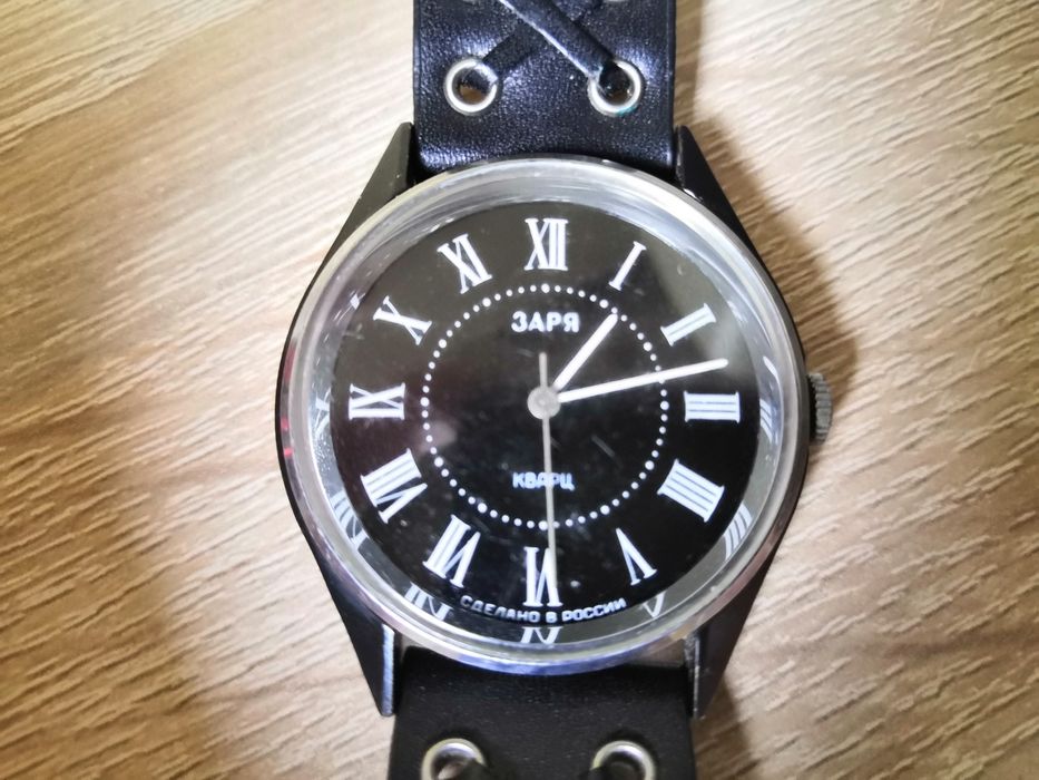 Zegarek Zaria kwarc rosyjski radziecki