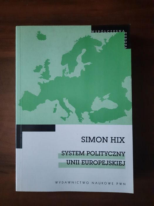 System polityczny Unii Europejskiej

Simon Hix