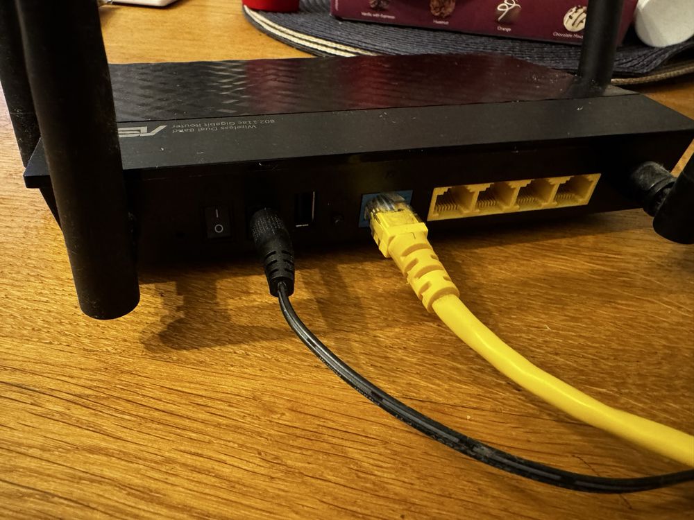 Router Asus RT-AC59U