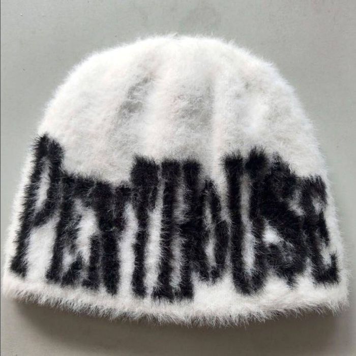 Шапка Penthouse Interlude Opium sk8 Y2K Mohair