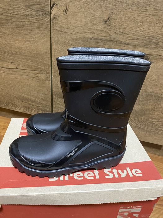 Гумові чоботи  36 розмір