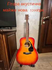 Продам гітару yamaha f310