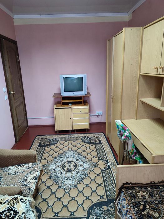 Здається кімната в приватному будинку