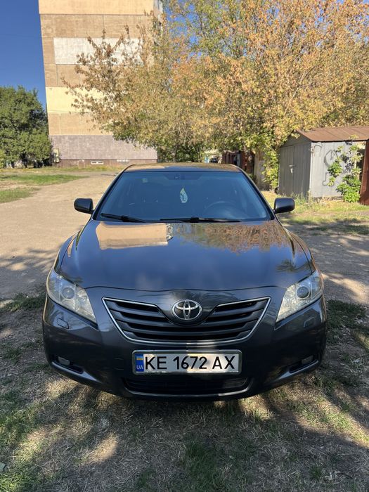 Продам Toyota Camry 3.5