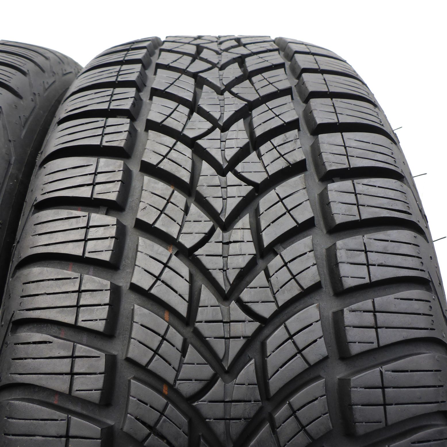 205/55 /R16 ESA TECAR 205/55R16 91H  Zima 2017 8.4-8.8mm Jak Nowe