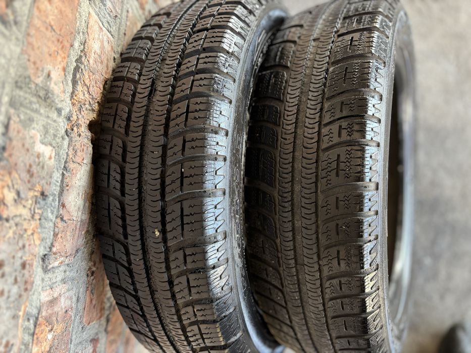 Продам зимние шины резину Michelin r15 155/65