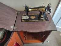 Máquina de costura antiga Singer vintage móvel