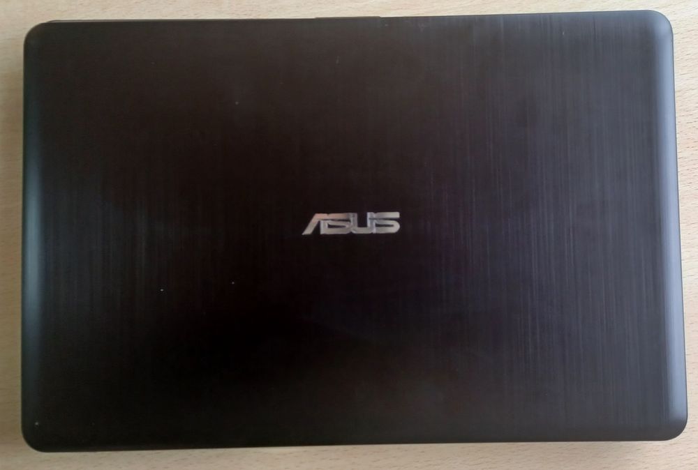 Portátil Asus A540L