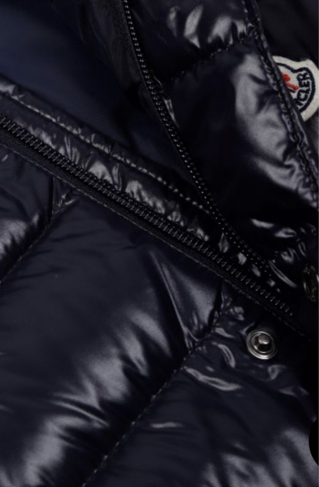 Жилет moncler оригинал