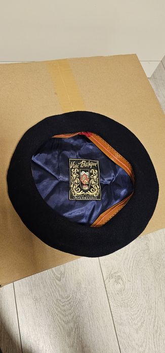 Stary Beret Baskijski z prawdziwej nieprzemakalne wełny roz 57-59cm