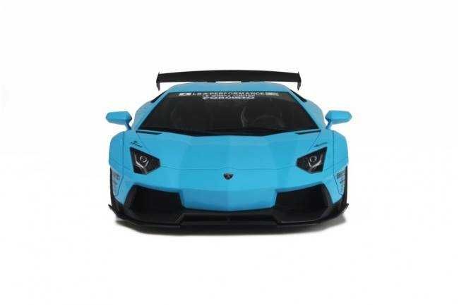 Lamborghini Aventador LP700-4 LB LW 2015 Escala 1:18 (GT Spirit)