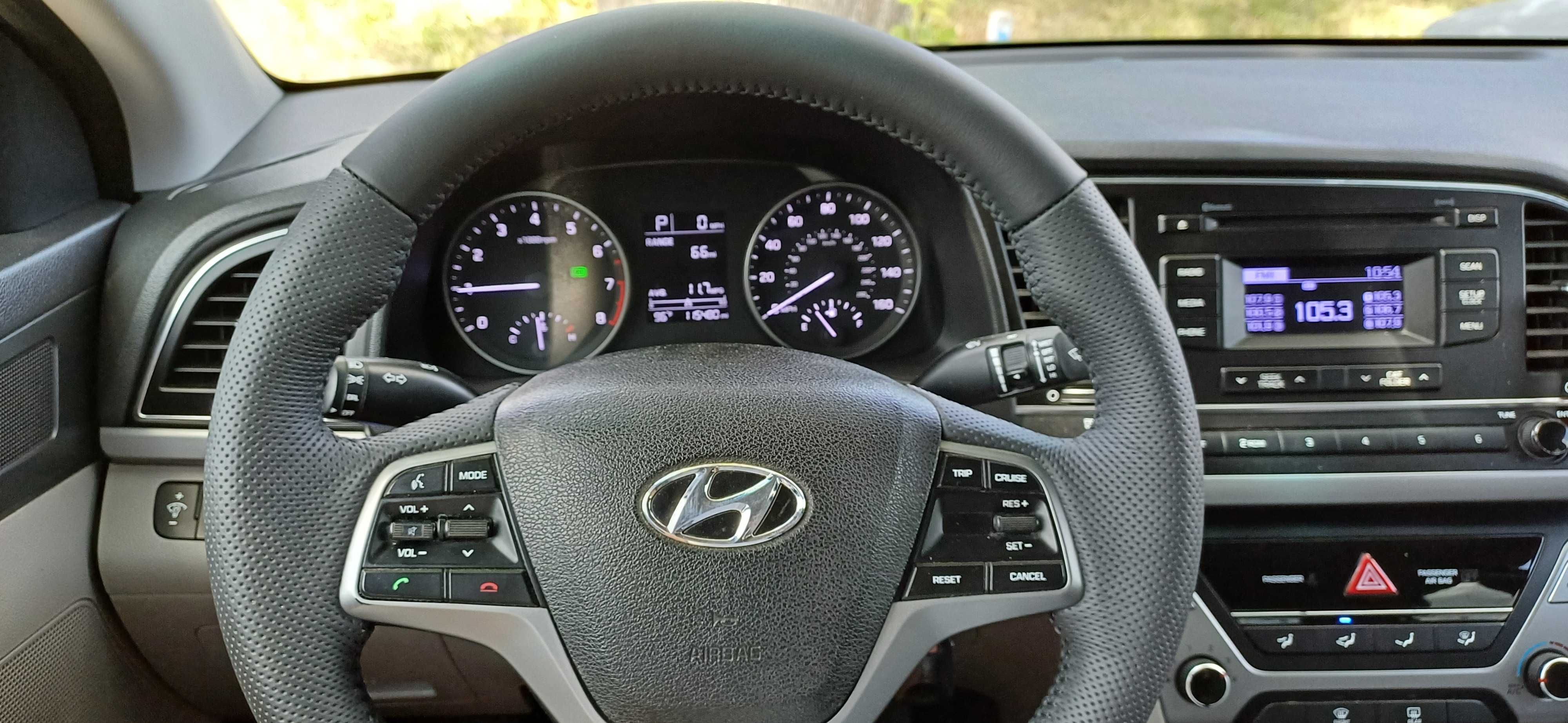 Hyundai Elantra 2.0 ГАЗ-Бензин автомат у відмінному стані