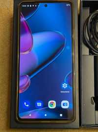 Motorola Edge 30 Pro 256gb stan bardzo dobry