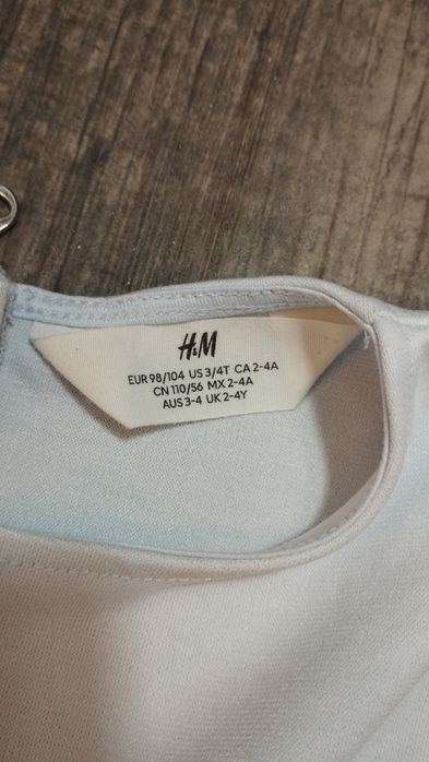 Дитяче святкове плаття від H&M для дівчинки на 3-4рочки