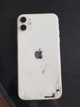 Phone 11 uszkodzony