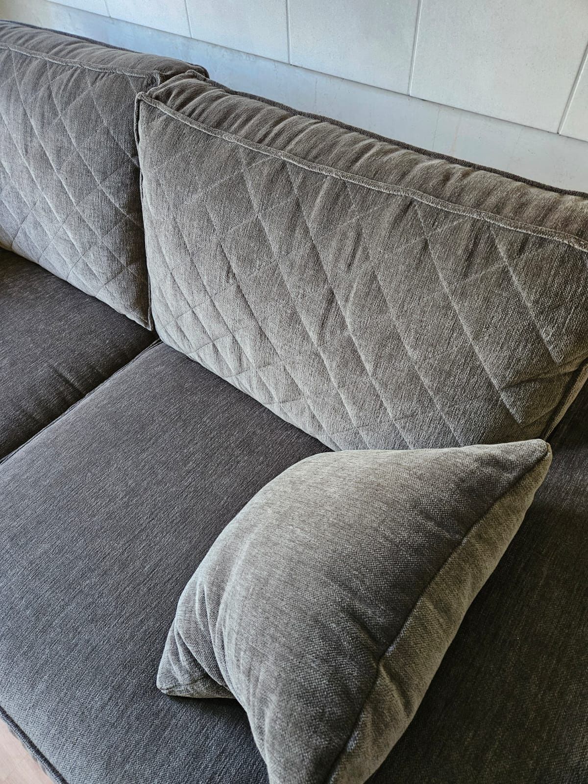 Nowa sofa bez funkcji spania