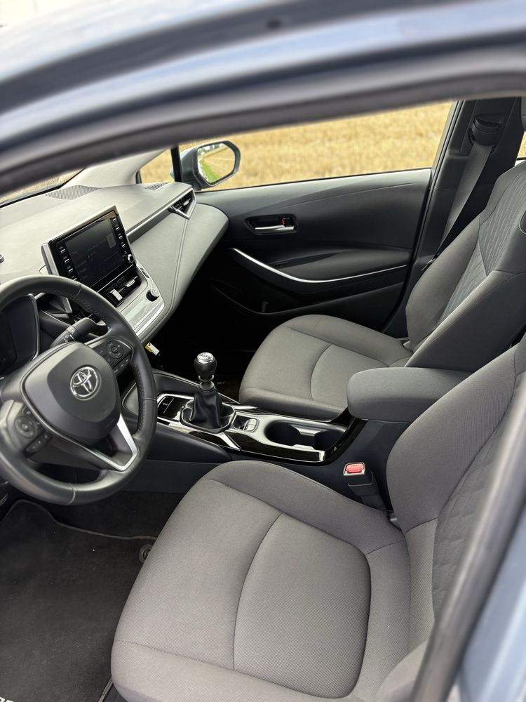 Toyota Corolla E21 1.6 Benzyna