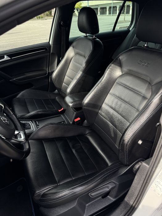 Volkswagen Golf 7 GTE | 93mil Km