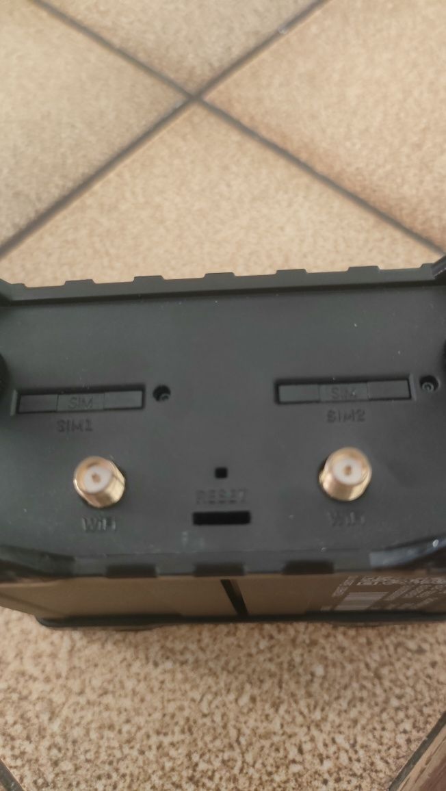 Ruter Teltonika RUT950 router LTE Dual SIM