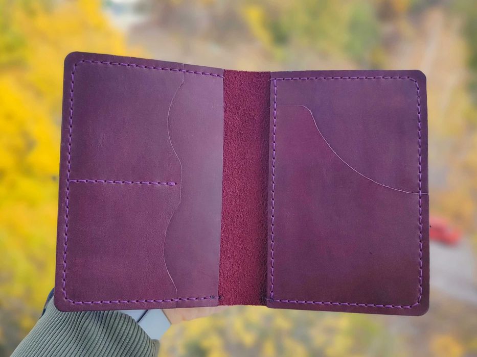 Шкіряне портмоне для документів. Обкладинка. Ручна робота