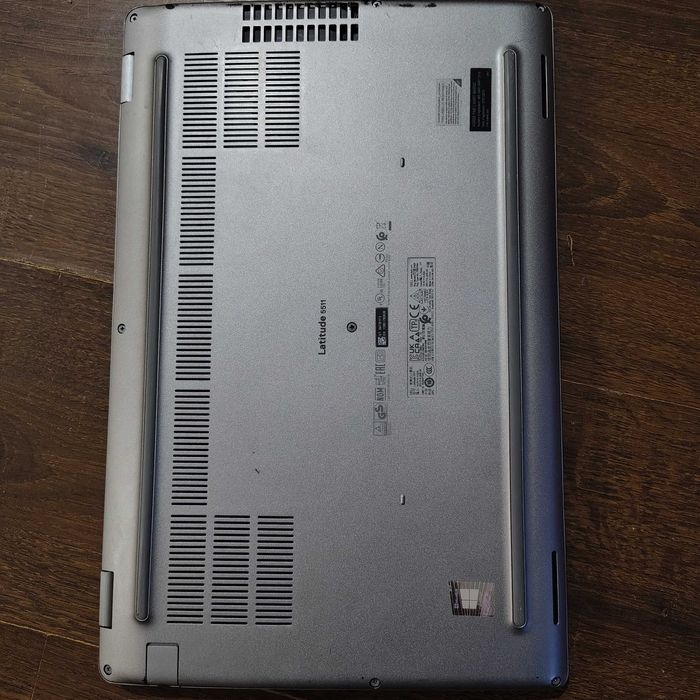 Dell Latitude 5511 | i7-10850H | 32GB RAM | 512GB SSD