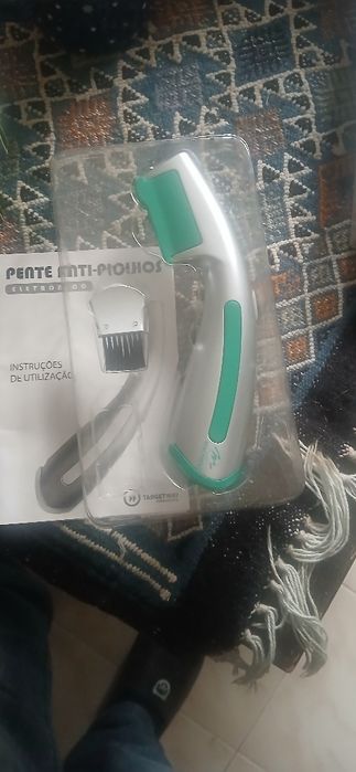 Pente eletrônico anti piolhos
