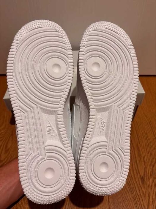 Biały Buty Nike_Air_Force_1_Low Trampki. Roz.44