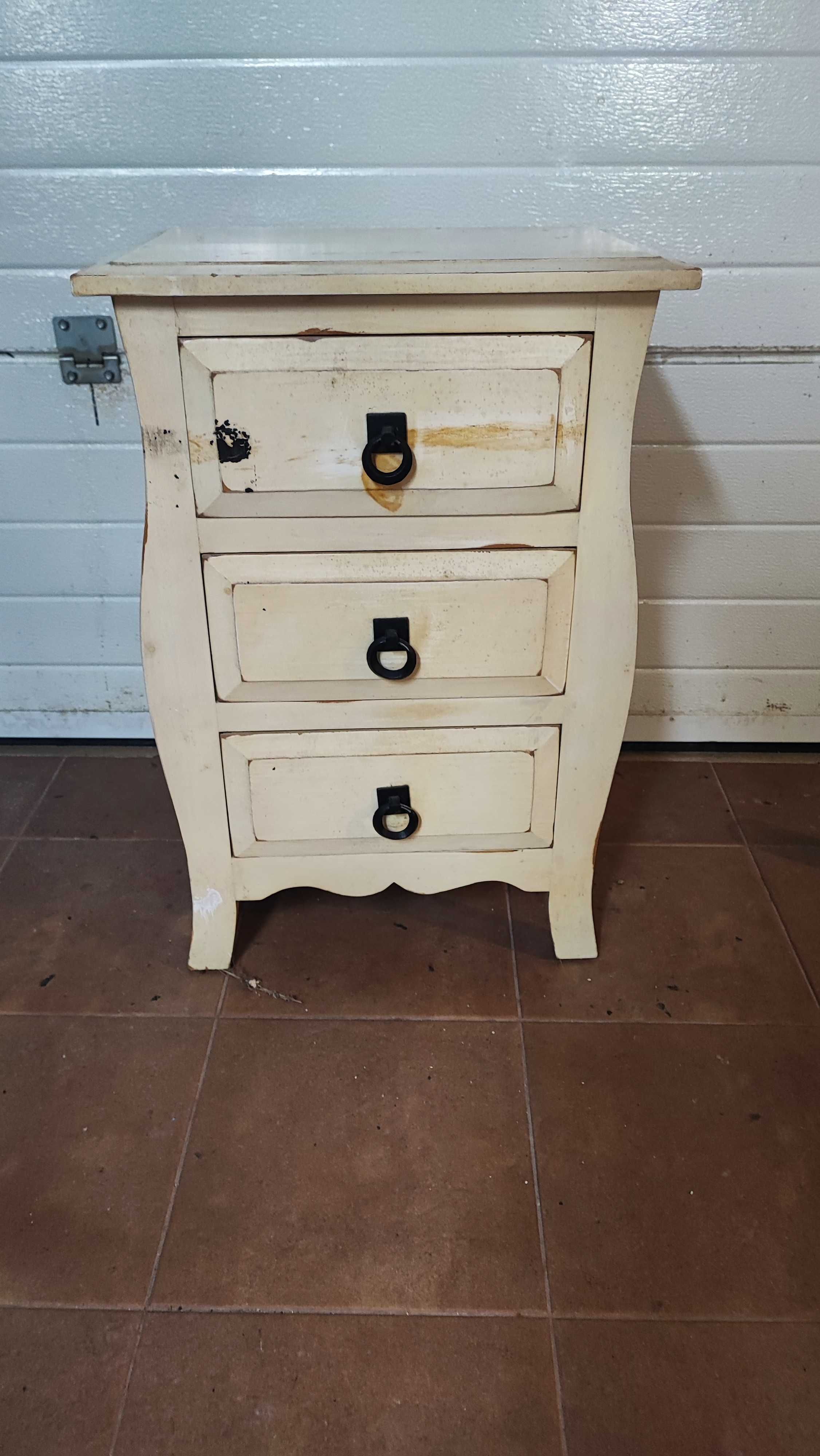 Pequeno móvel de qualidade - Mesa Cabeceira 46x34x68