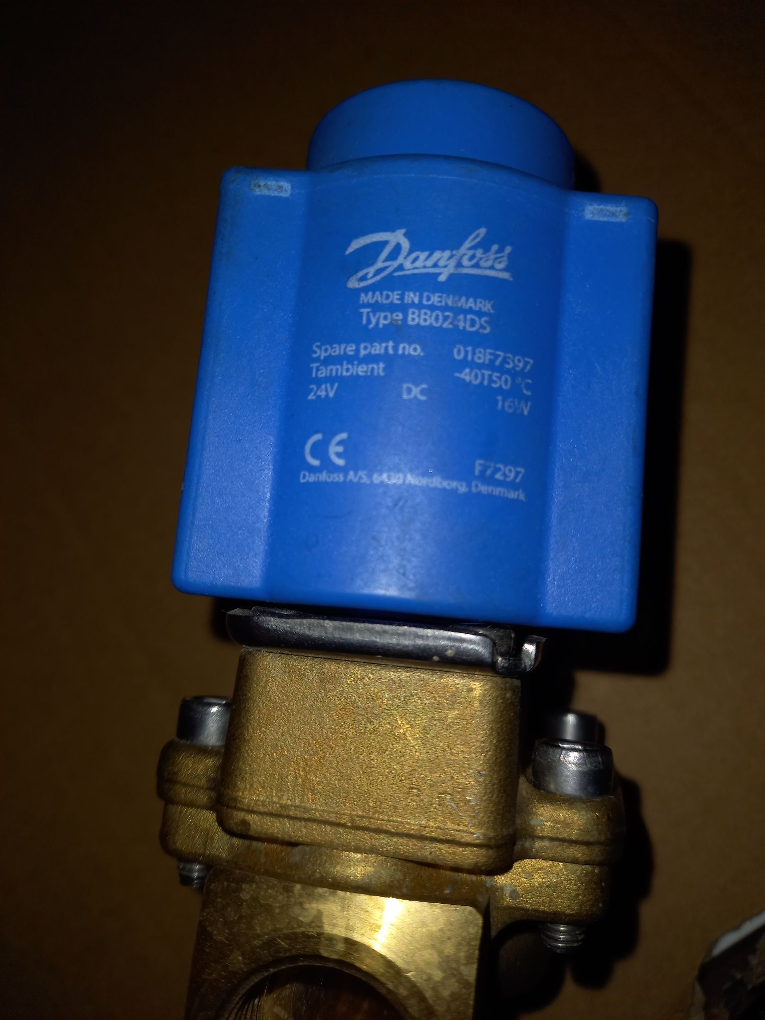 Zawór elektromagnetyczny odcinający EV220B 20B NC, G3/4", 0,3-16 bar,