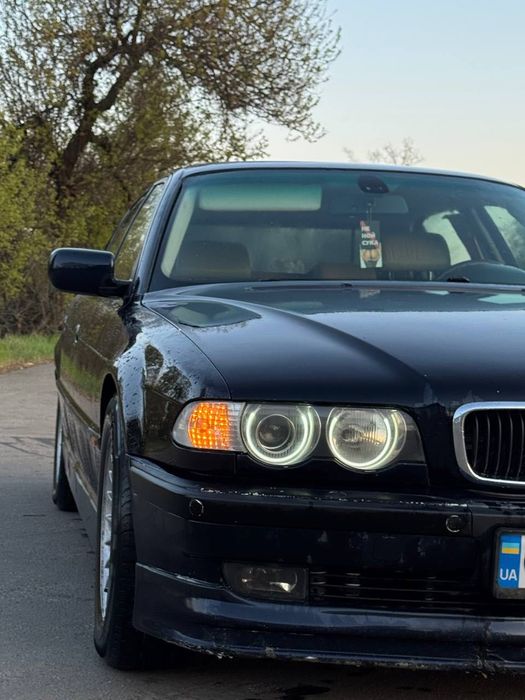 BMW 750 l дизель 4.0