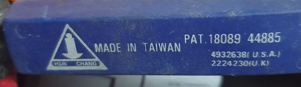 Grampo oco de parede