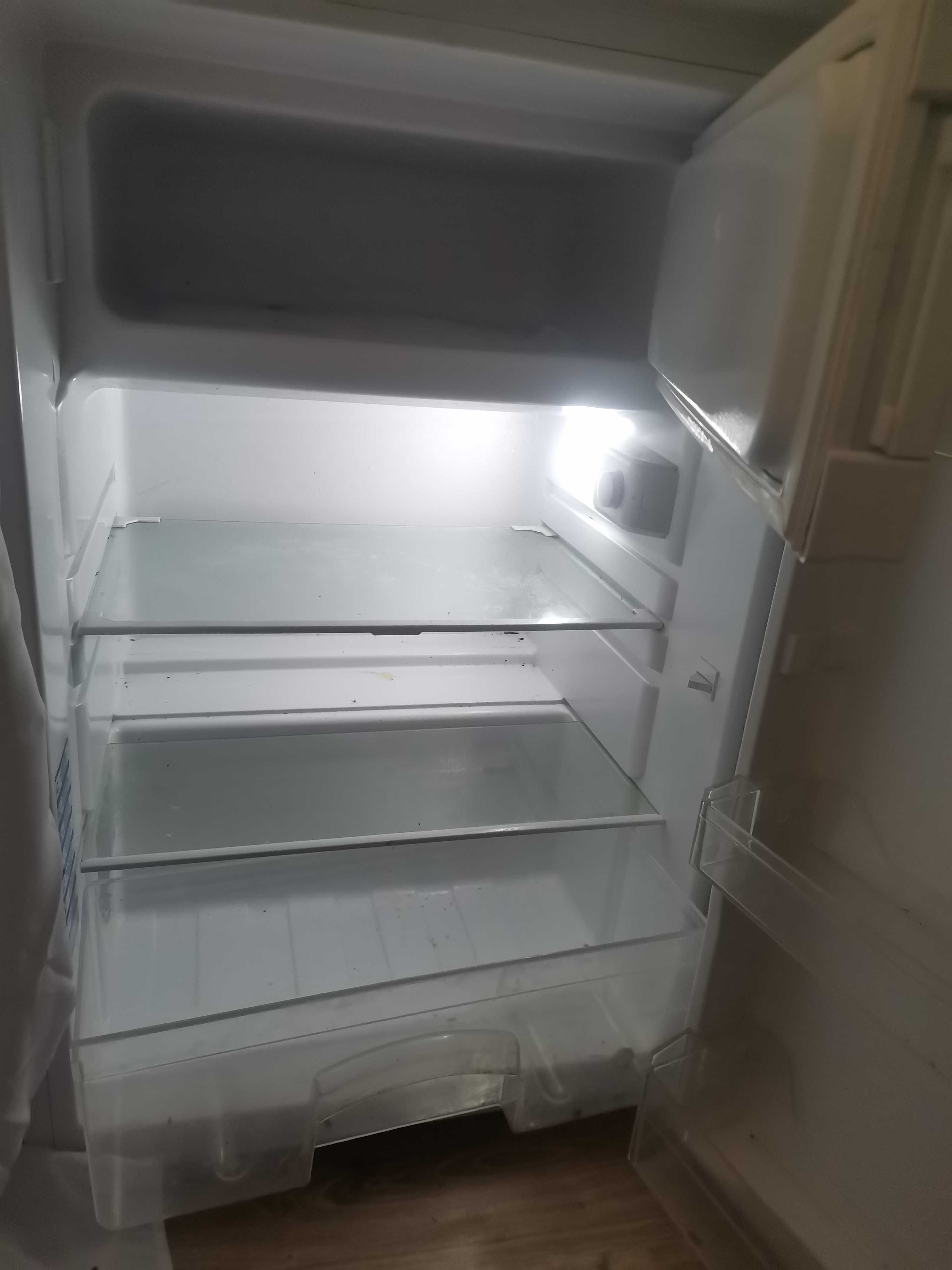 sprzedam lodówkę używana i mikrofale