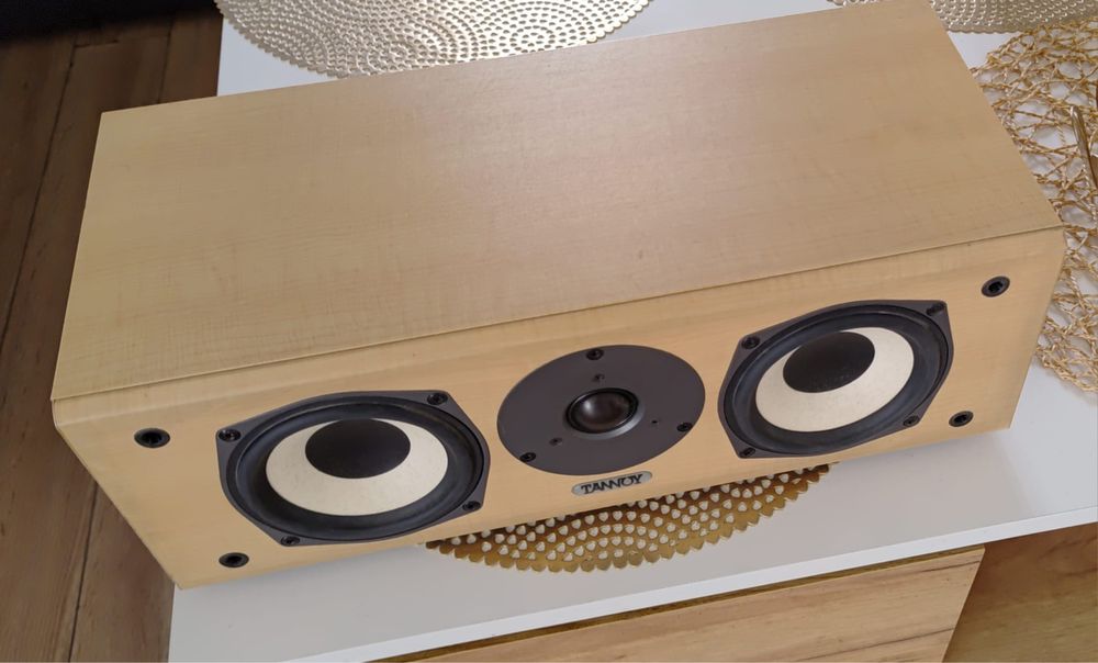 Glosnik centralny marki Tannoy, model mxC Light Maple