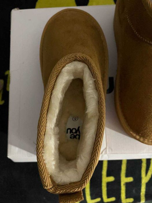 Продам жіночі угги