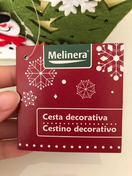 Cesta decorativa de feltro