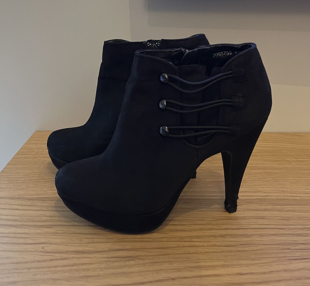 NEW LOOK buty botki czarne 38 na platformie i obcasie