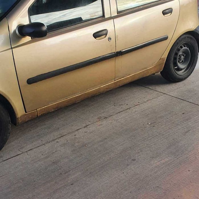 Fiat Punto II 1.2 benzyna 5drzwi kolor złoty kod lakieru 527 na części