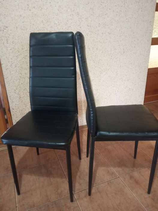 Krzesła czarne Eco skóra