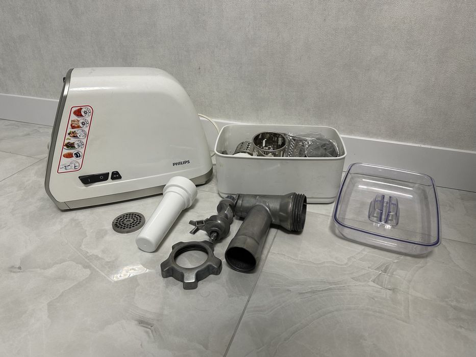 М`ясорубка PHILIPS HR-2728/40