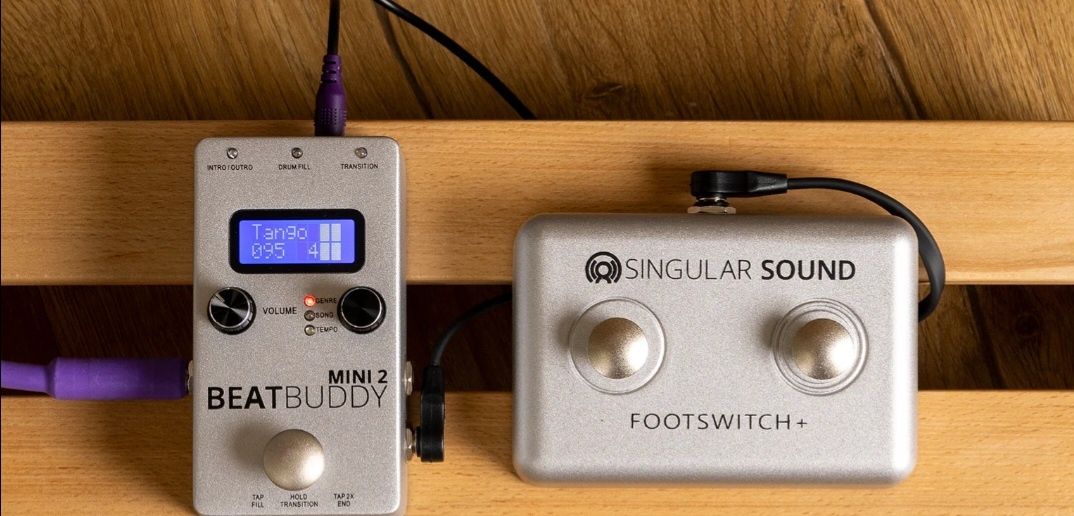 Beat buddy mini 2 drum machine and footswitch