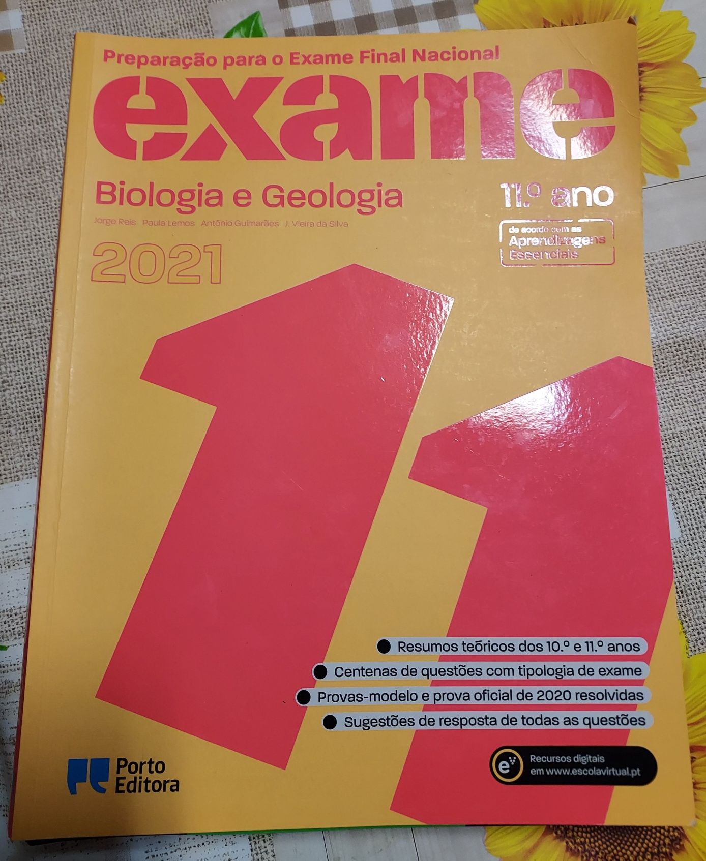 Livro de exames de Biologia 2021