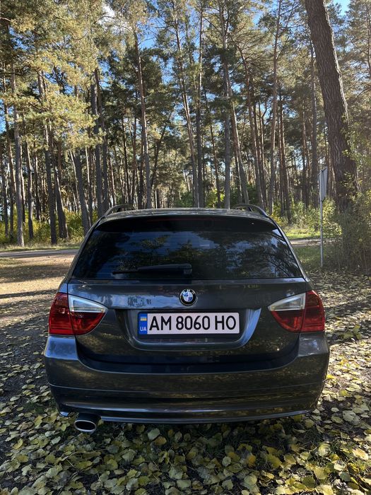 Продам BMW E91 320D N47