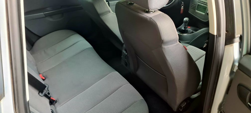 Seat leon 2.0 tdi 140 cv