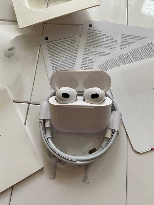 AirPods 3 безпровідні навушники